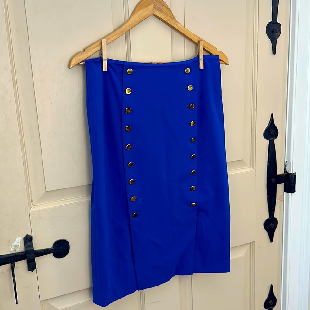 Royal blue Calvin Klein pencil skirt with gold button accents size 8 lined